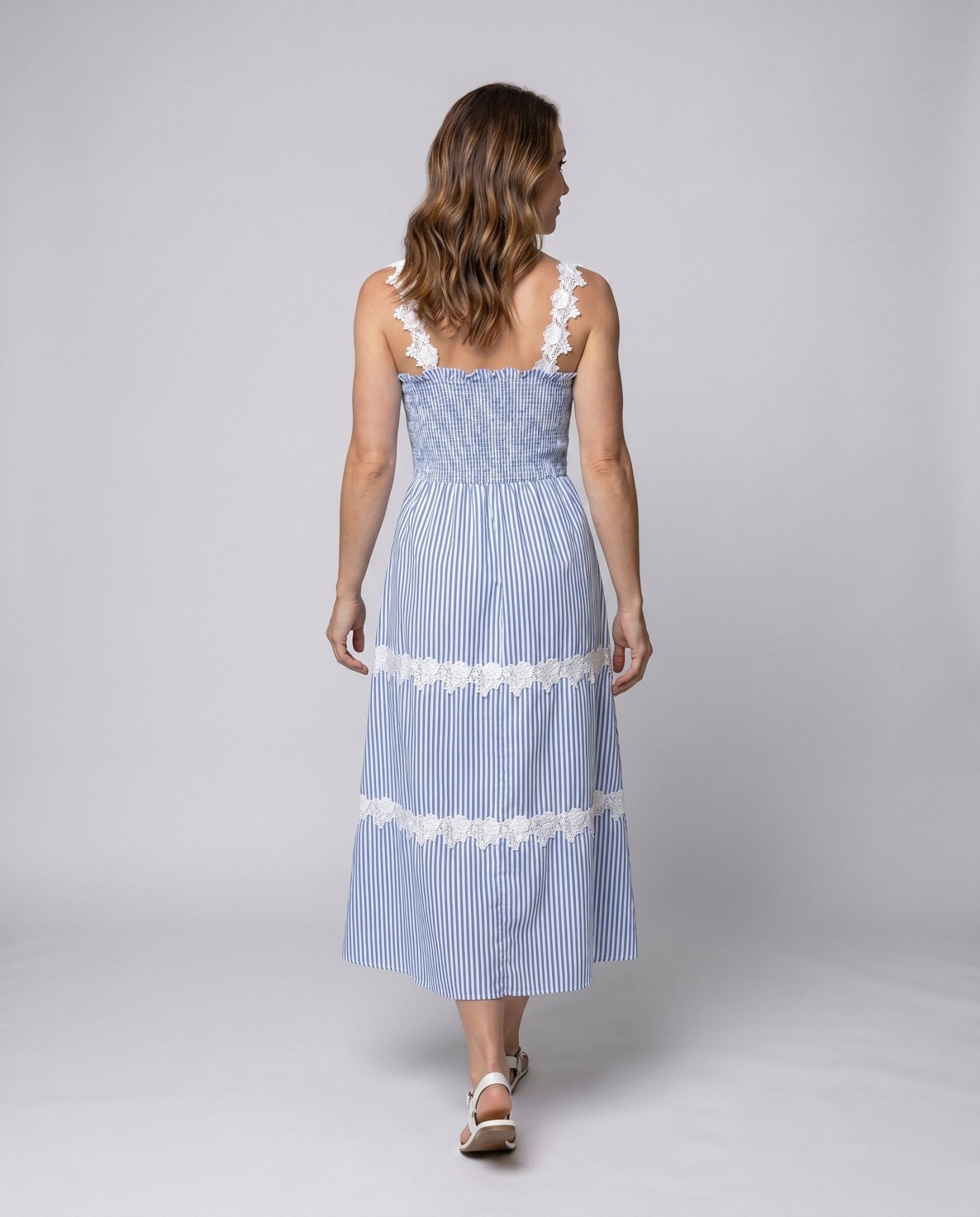 Women's maxi dress with chic ruffle trim and elastic top - Chichicherry