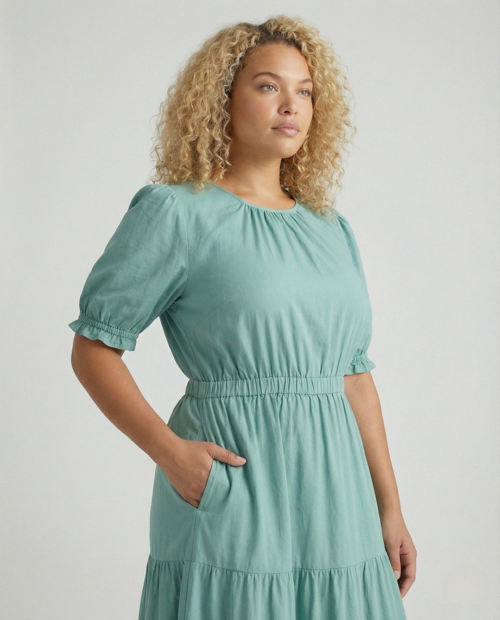 Women's maxi dress with ethnic pattern and flounce skirt - Chichicherry