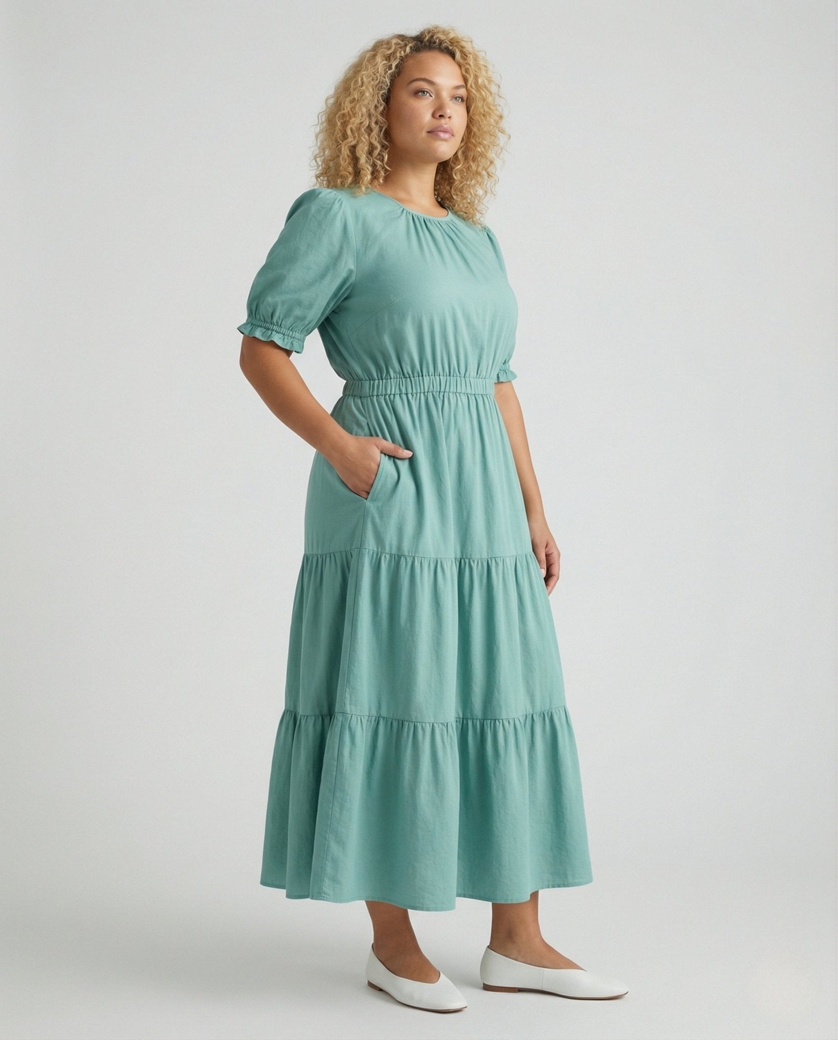 Women's maxi dress with ethnic pattern and flounce skirt - Chichicherry