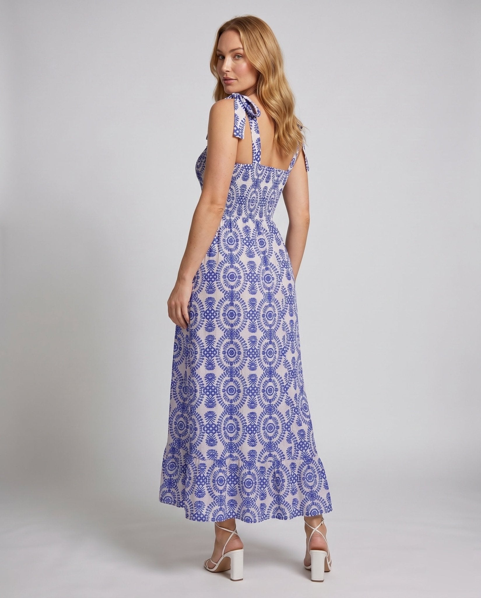 Women's maxi dress with floral cut-out and strap design - Chichicherry