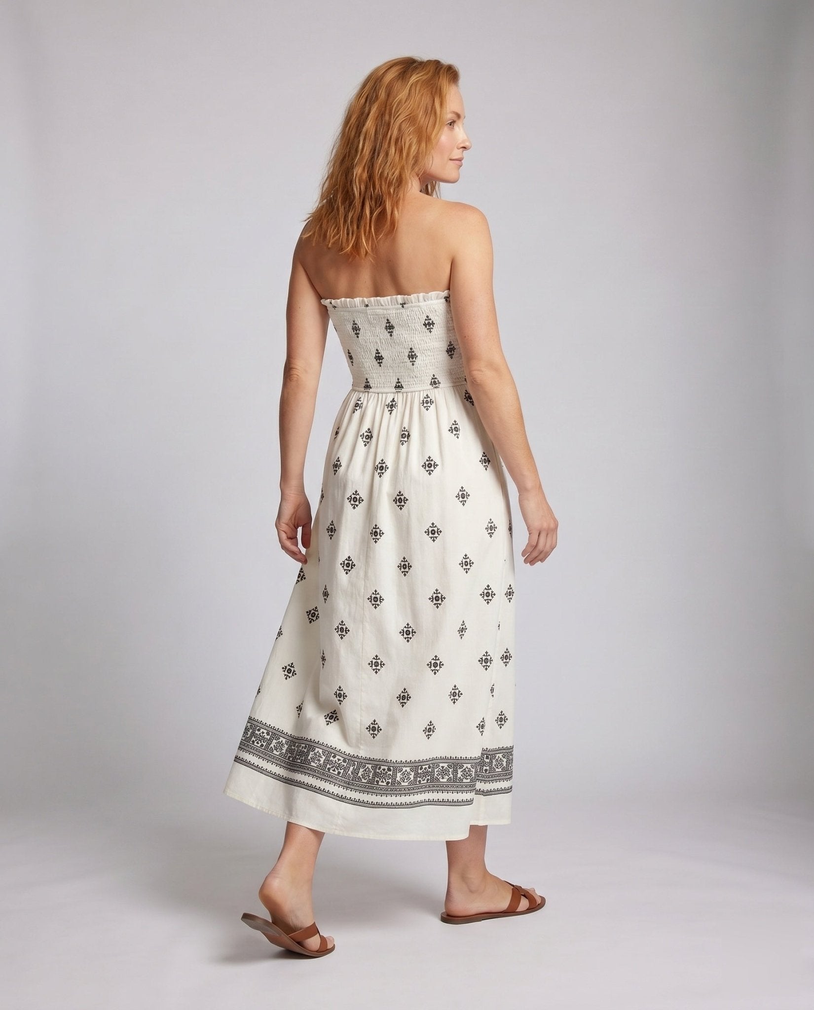 Women's maxi dress with floral jacquard pattern and elastic top - Chichicherry