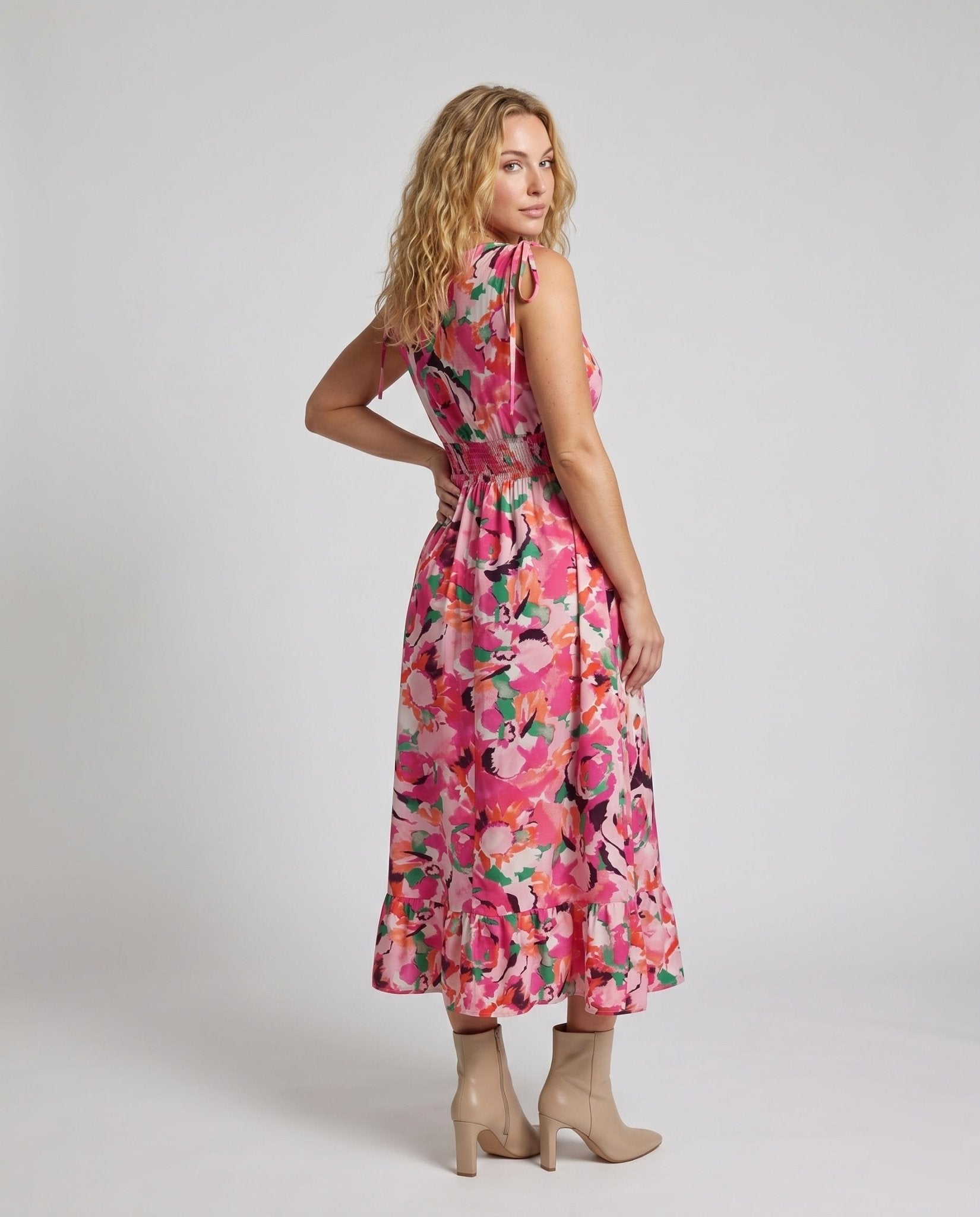 Women’s maxi dress with floral ruffles and adjustable straps - Chichicherry