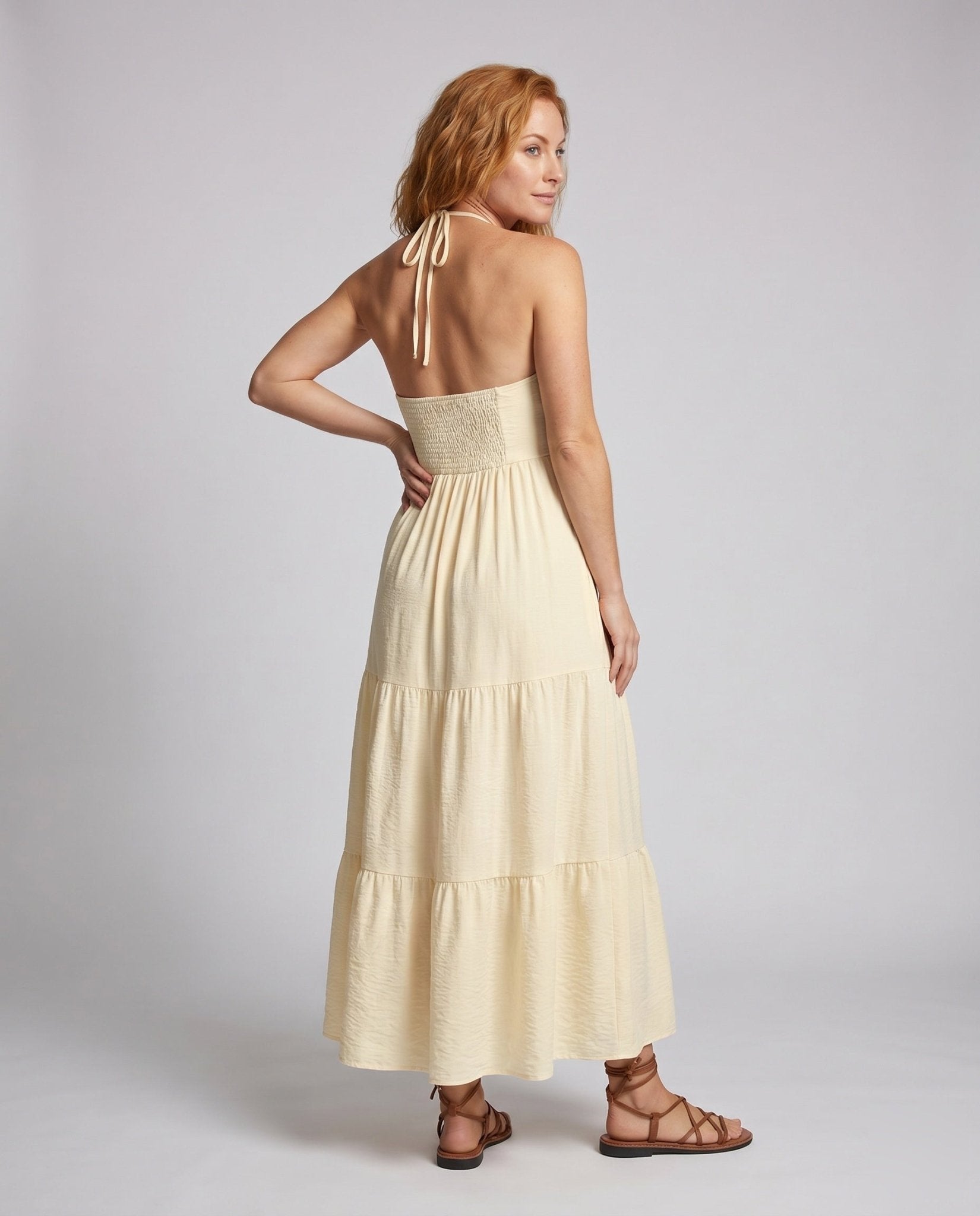 Women's maxi dress with sophisticated cut and decorative details - Chichicherry