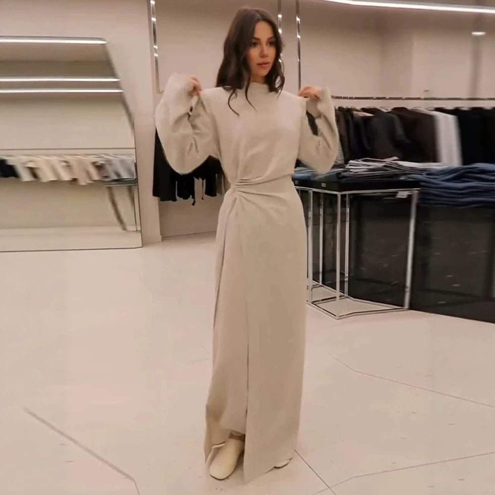 Women’s maxi dress with tailored silhouette, flared skirt and striking shoulders Chichicherry - Chichicherry