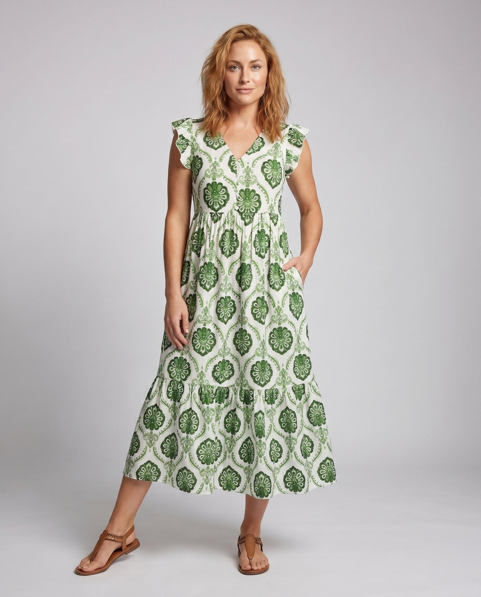 Women's maxi dress with voluminous ruffled details and elegant V-neckline - Chichicherry
