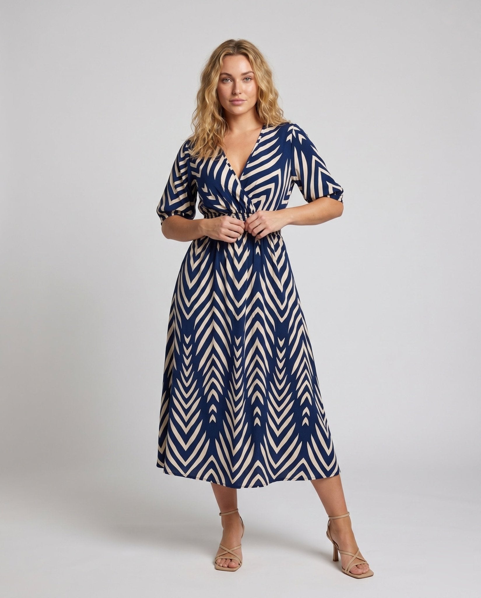 Women's maxi dress with wrap look and side slit - Chichicherry