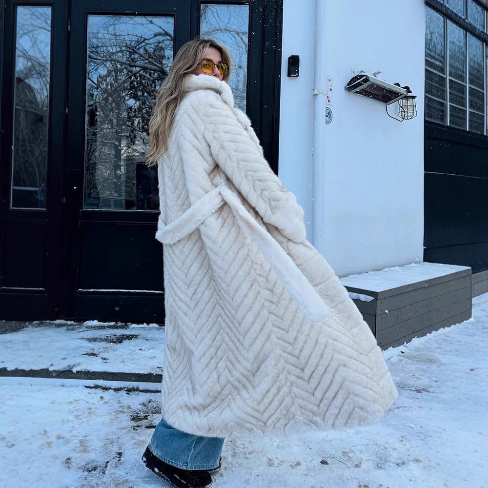 Women's Maxi Faux Fur Coat with Hood and Chevron Quilting Chichicherry - Chichicherry
