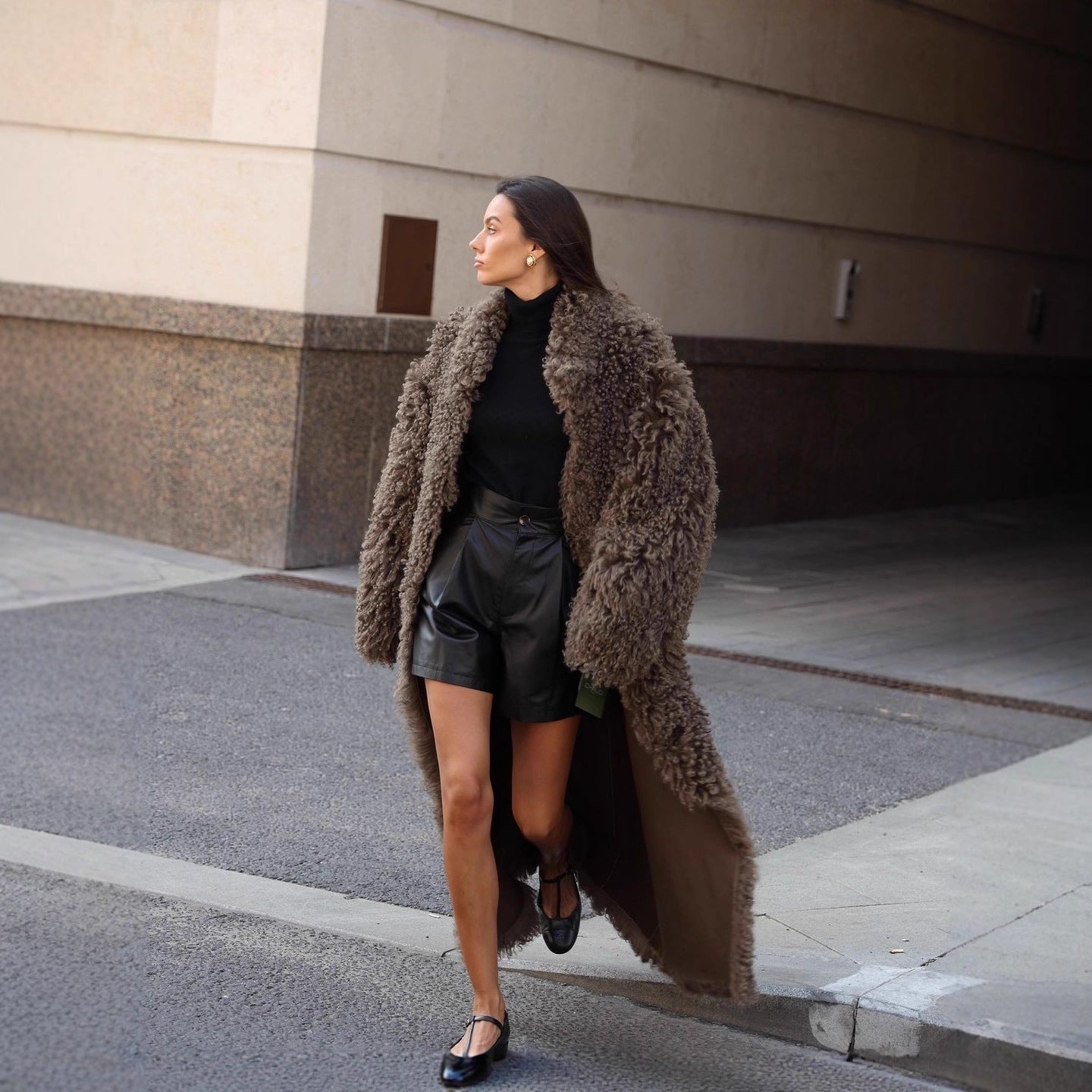 Women's Maxi Long Curly Teddy Coat in Sheepskin Look Chichicherry - Chichicherry