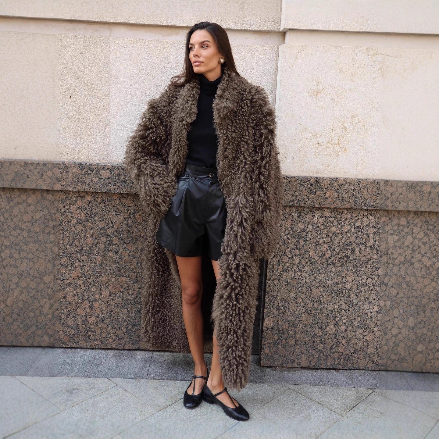 Women's Maxi Long Curly Teddy Coat in Sheepskin Look Chichicherry - Chichicherry