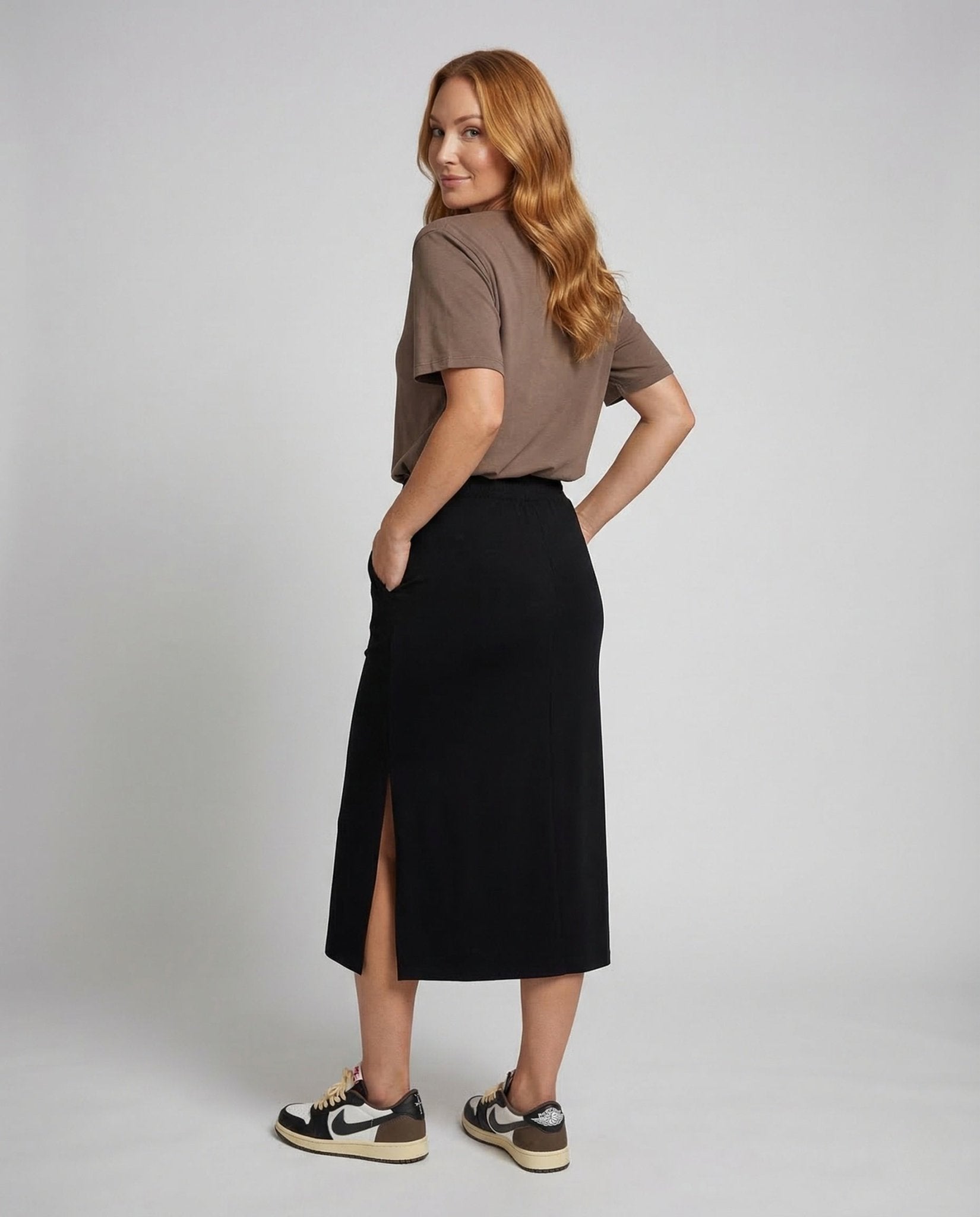 Women's Maxi Skirt Side Slit Asymmetrical - Chichicherry