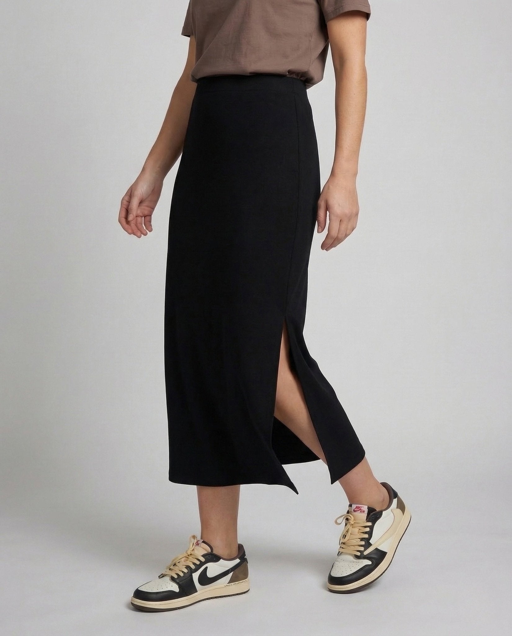 Women's Maxi Skirt Side Slit Asymmetrical - Chichicherry