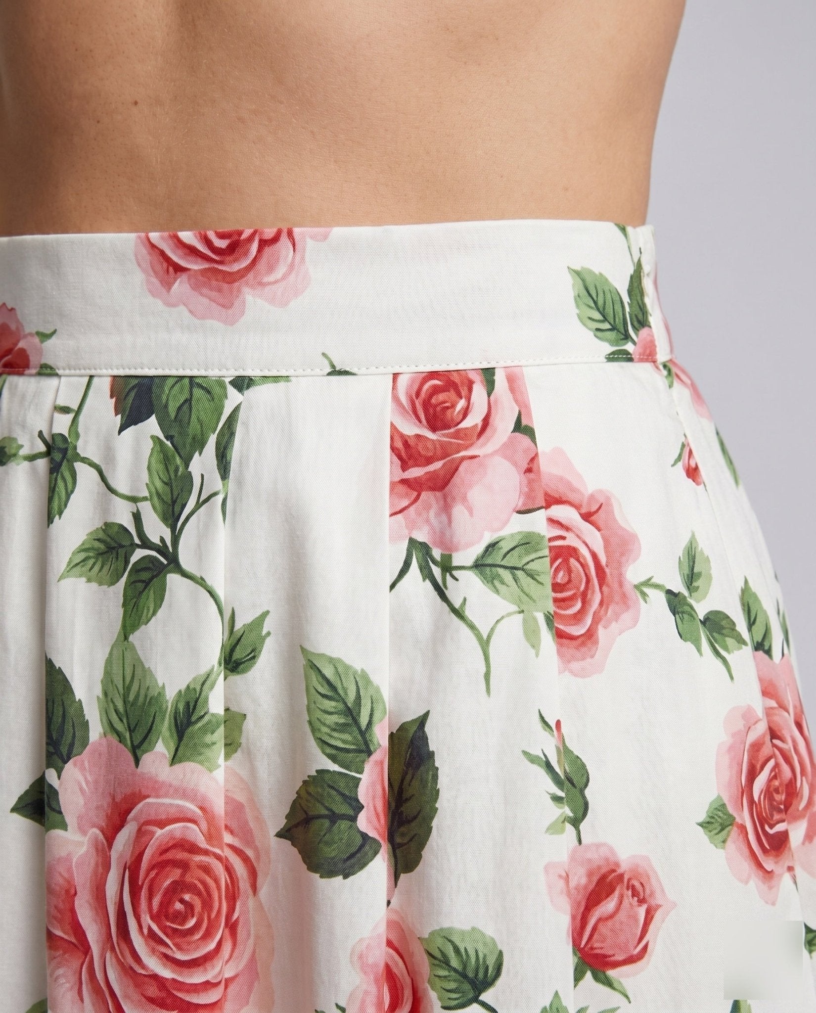 Women’s Maxi Skirt with Floral Design and Flared Cut - Chichicherry