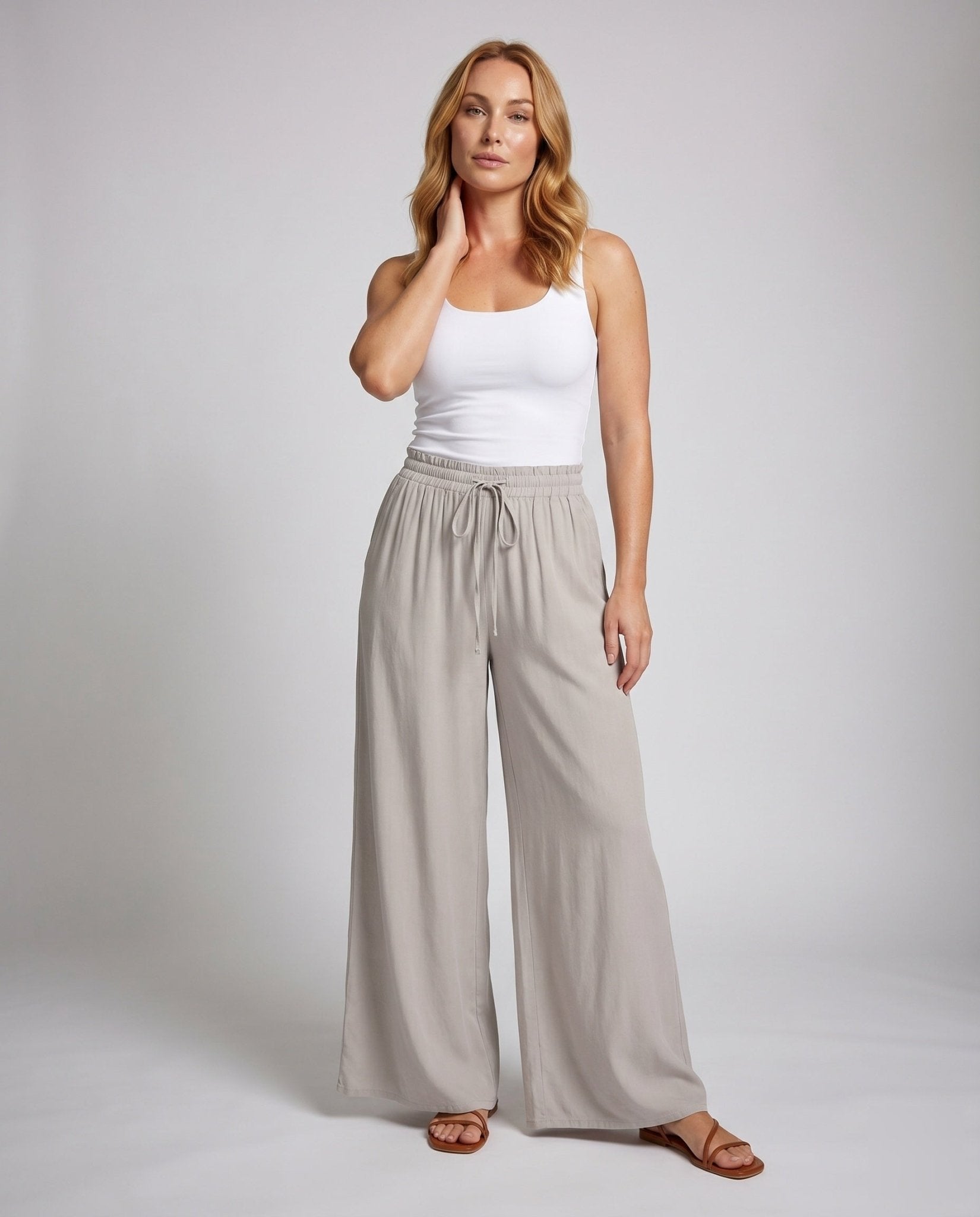 Women's maxi skirt with side pockets and elastic waistband - Chichicherry