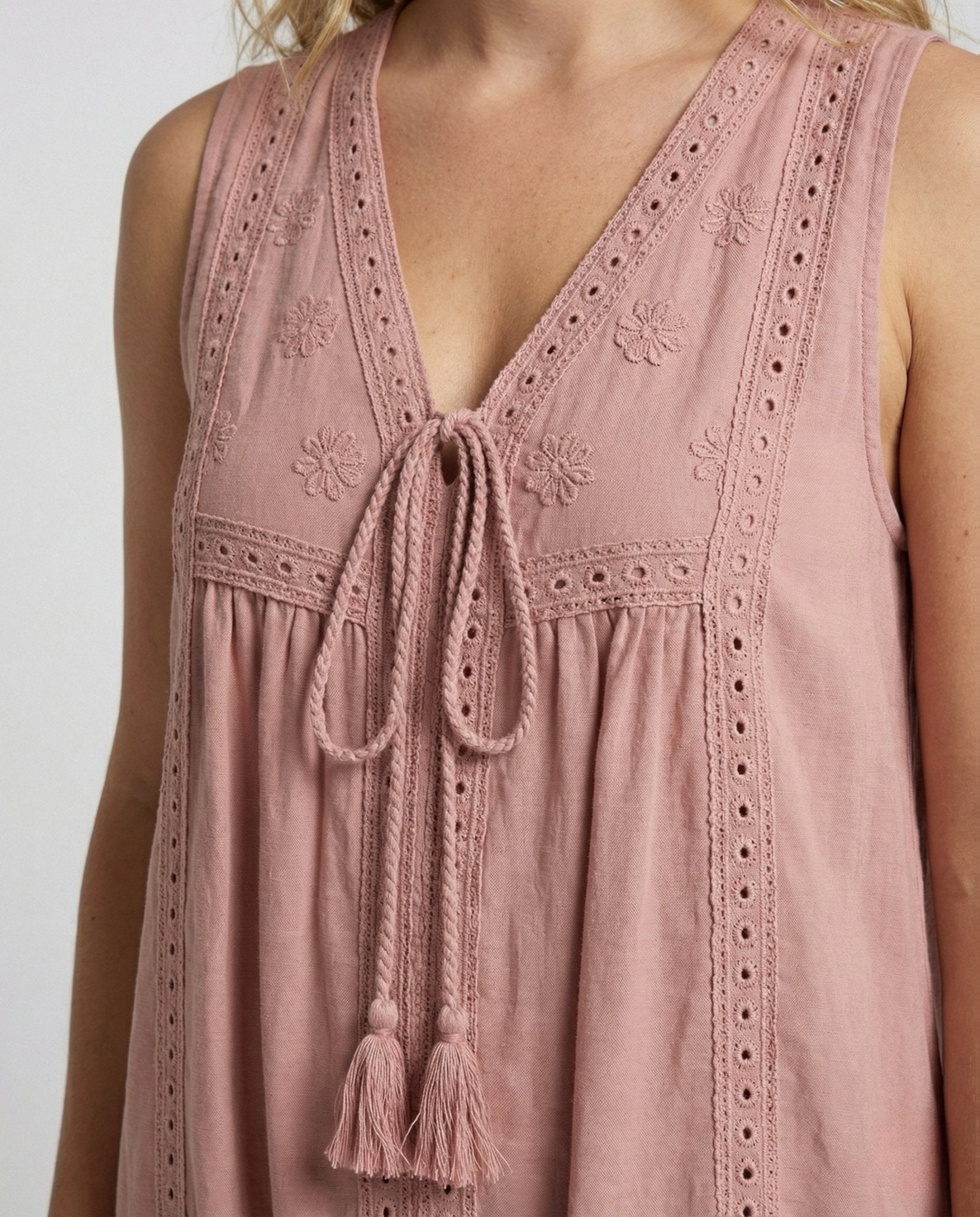 Women's Maxi Tunic Dress with Tassel Drawstring - Chichicherry