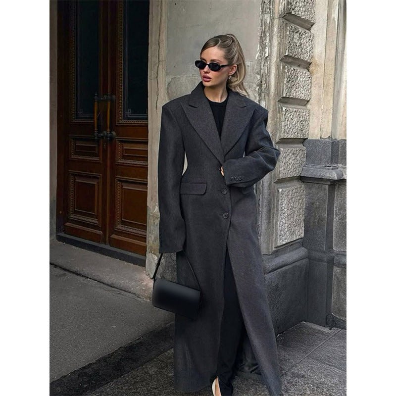 Women's Maxi Wool Coat with Oversized Cut and Structured Shoulder Area Chichicherry - Chichicherry