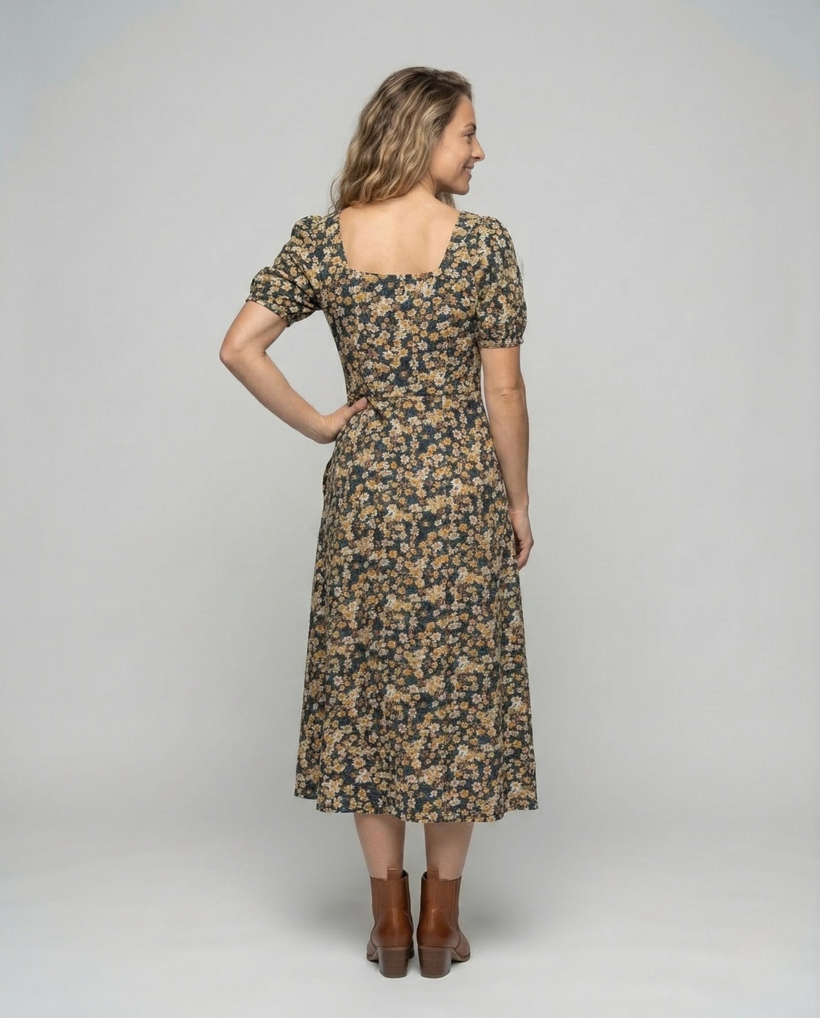 Women's Midi Dress Flowers Puff Sleeves - Chichicherry