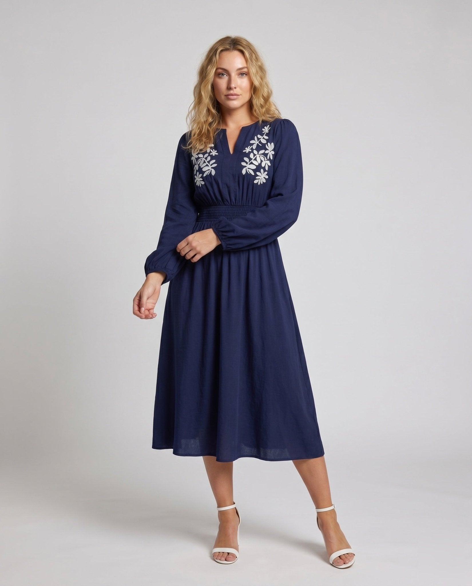 Women's midi dress with floral embroidery - Chichicherry