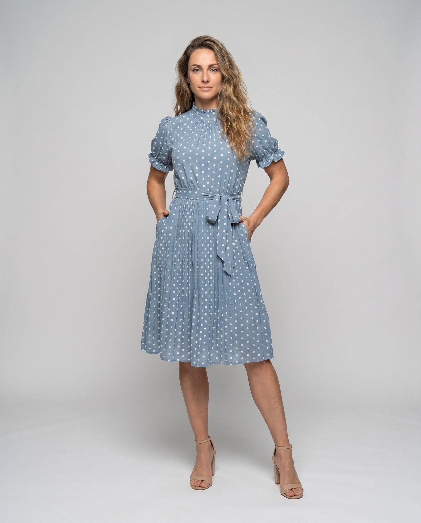 Women’s midi dress with ruffle details and fitted belt - Chichicherry