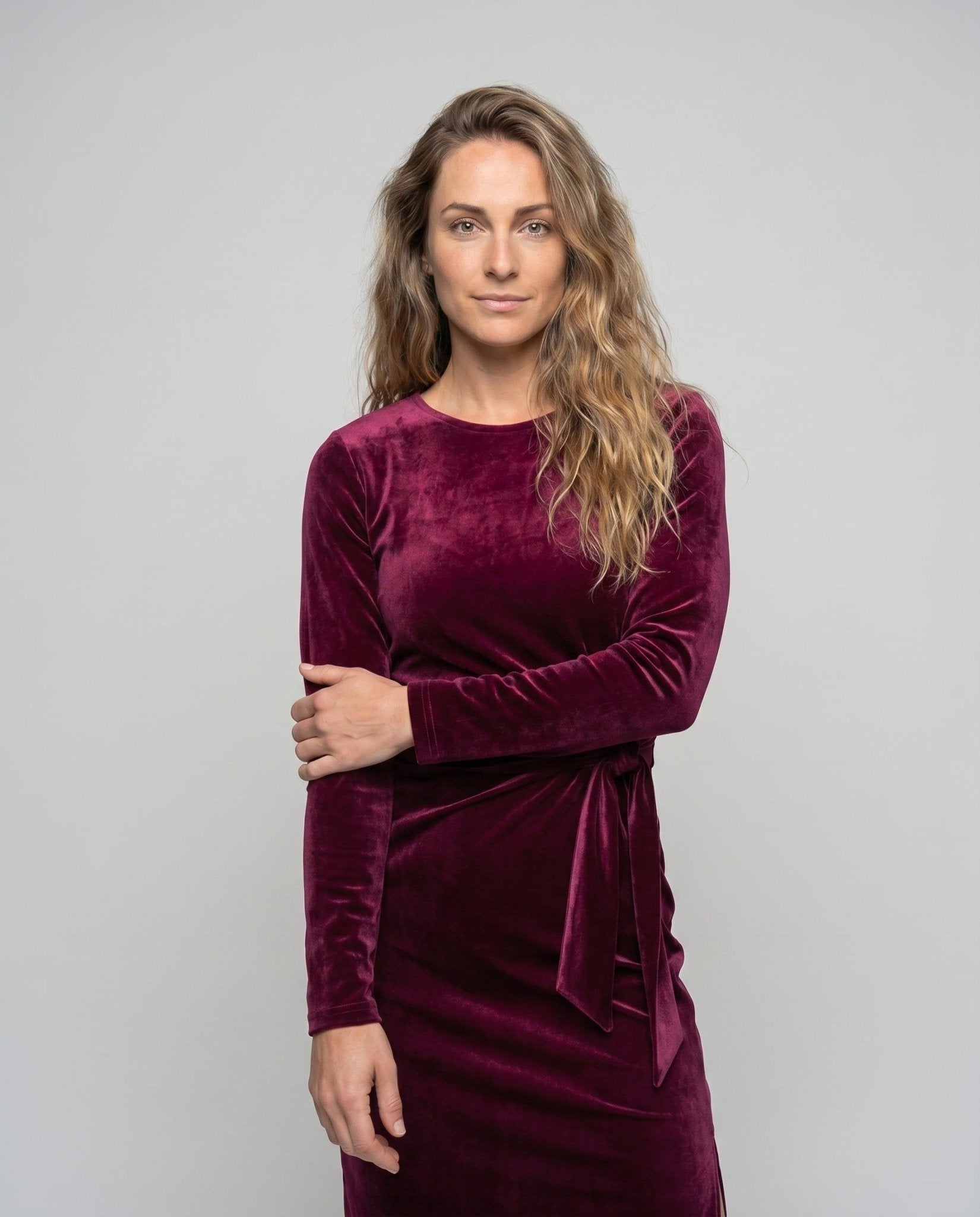 Women's Midi Wrap Dress with Elegant Waist Belt and Long Sleeves - Chichicherry