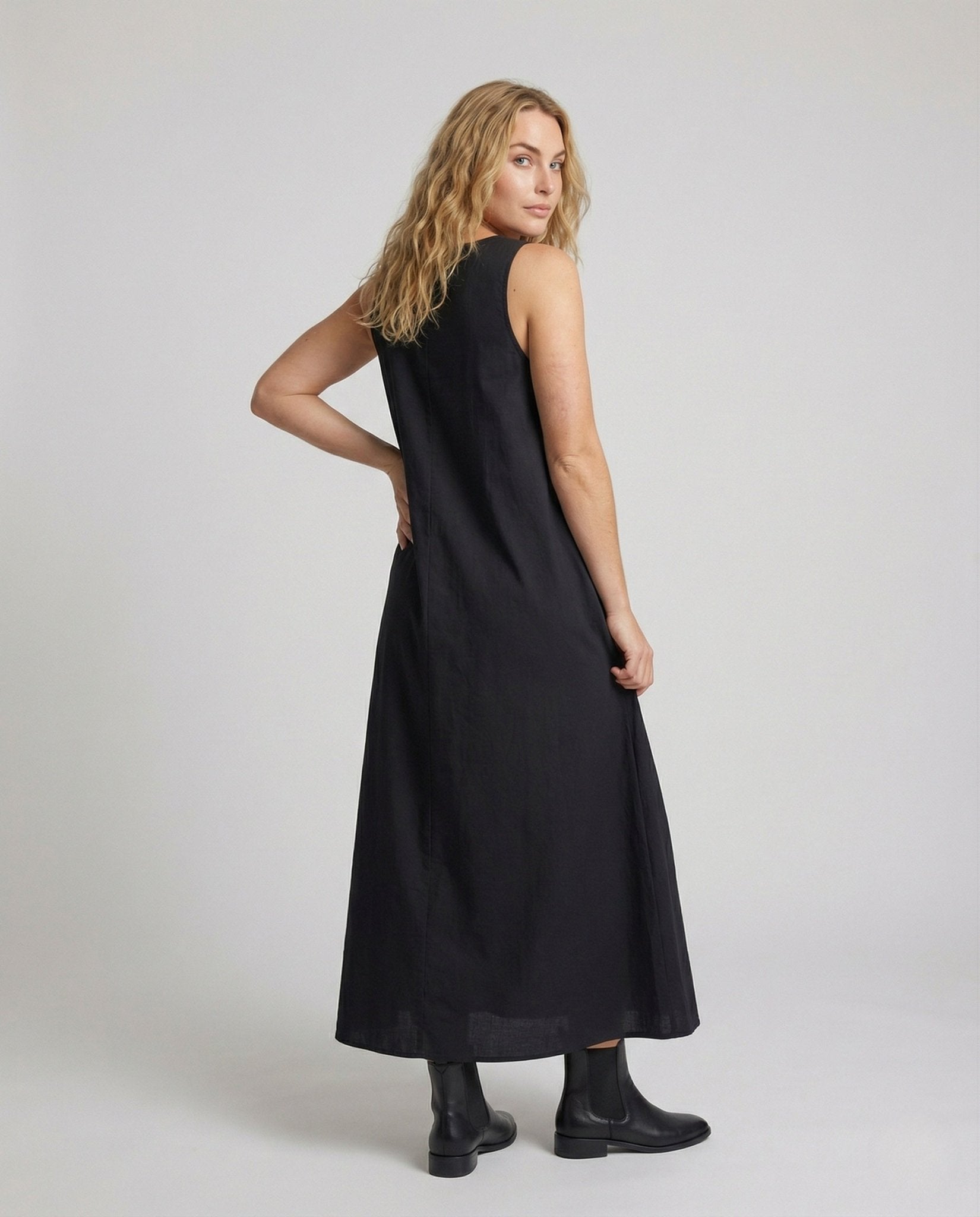Women's Minimalist A-Line Kaftan Dress - Chichicherry