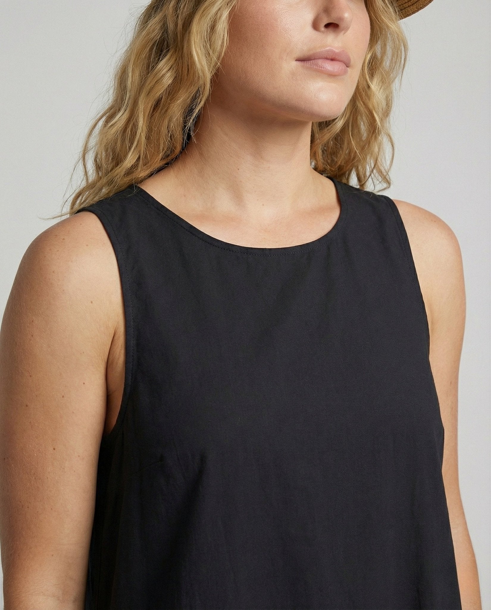 Women's Minimalist A-Line Kaftan Dress - Chichicherry