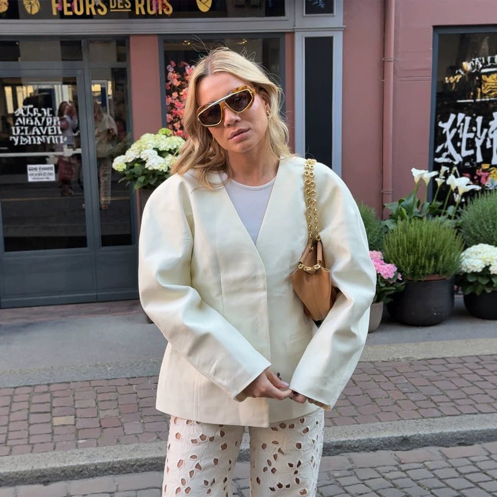 Women's Oversize Blazer with distinctive shoulder and open V-front Chichicherry - Chichicherry
