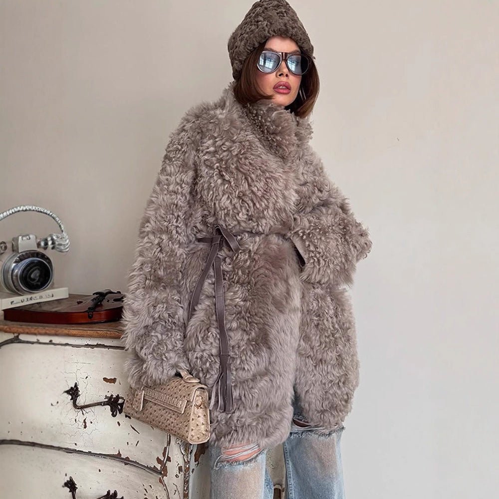 Women's Oversize Faux Fur Coat with Curly Teddy Look and Wide Boxy Silhouette Chichicherry - Chichicherry