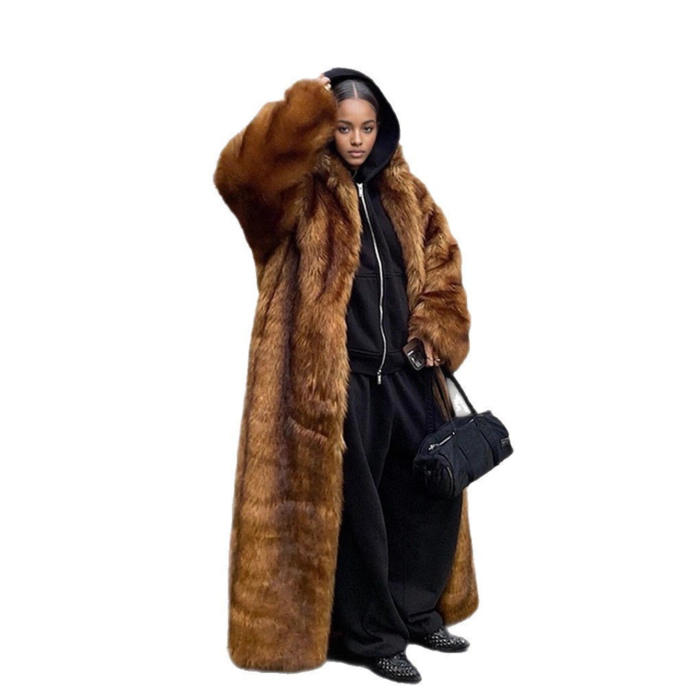 Women's Oversize Faux Fur Coat with Hood and Luxurious Fur Look Chichicherry - Chichicherry