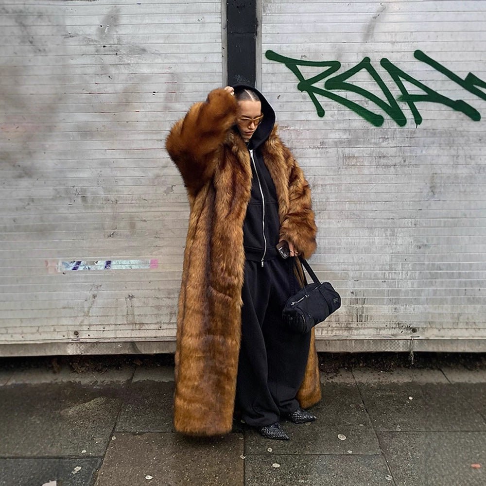 Women's Oversize Faux Fur Coat with Hood and Luxurious Fur Look Chichicherry - Chichicherry