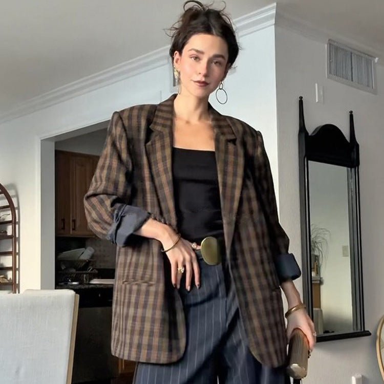 Women’s oversized check blazer with boxy silhouette and dropped shoulders Chichicherry - Chichicherry