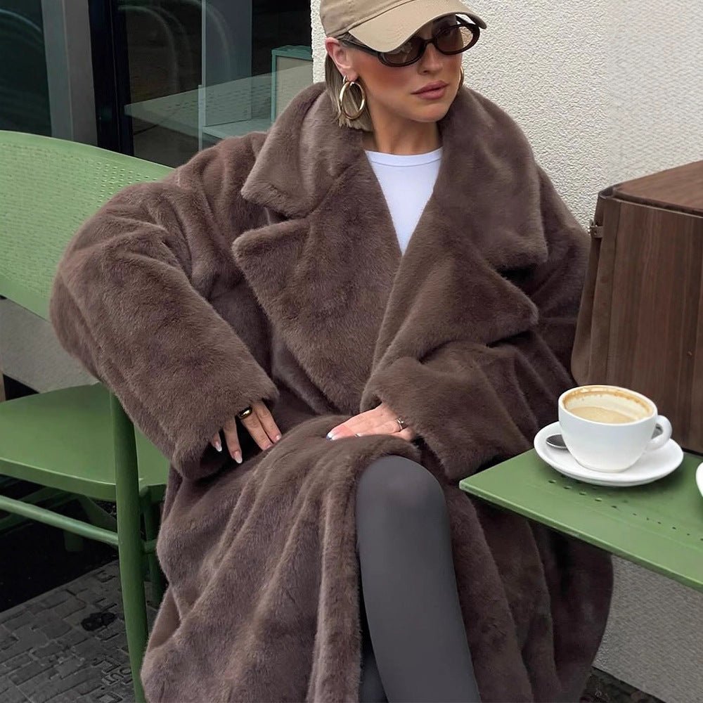 Women's Oversized Faux Fur Maxi Coat with Wide Lapels Chichicherry - Chichicherry