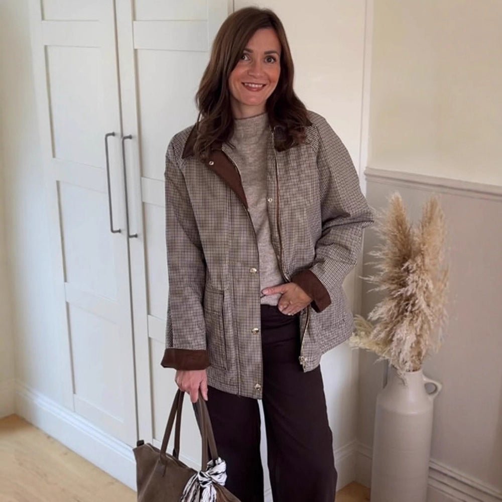 Women's Oversized Field Jacket with Velvet Collar and Large Flap Pockets Chichicherry - Chichicherry