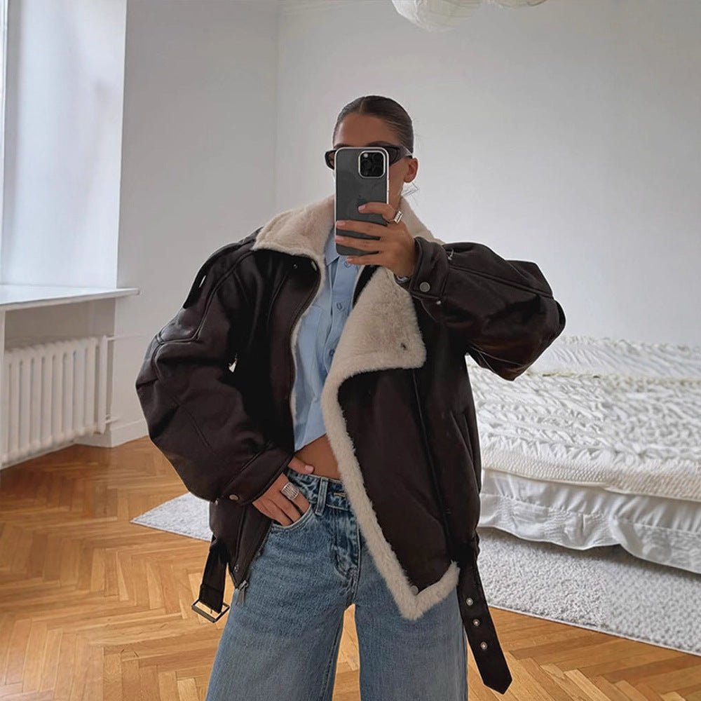Women's Oversized Flight Jacket made of Faux Leather with Asymmetrical Faux Fur Trim Chichicherry - Chichicherry