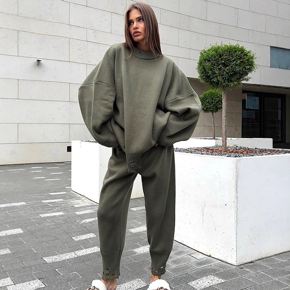 Women's Oversized Knit Set made of Fine Knit with Destroyed Hem, Wide Sweater and Casual Slip-On Pants Chichicherry - Chichicherry