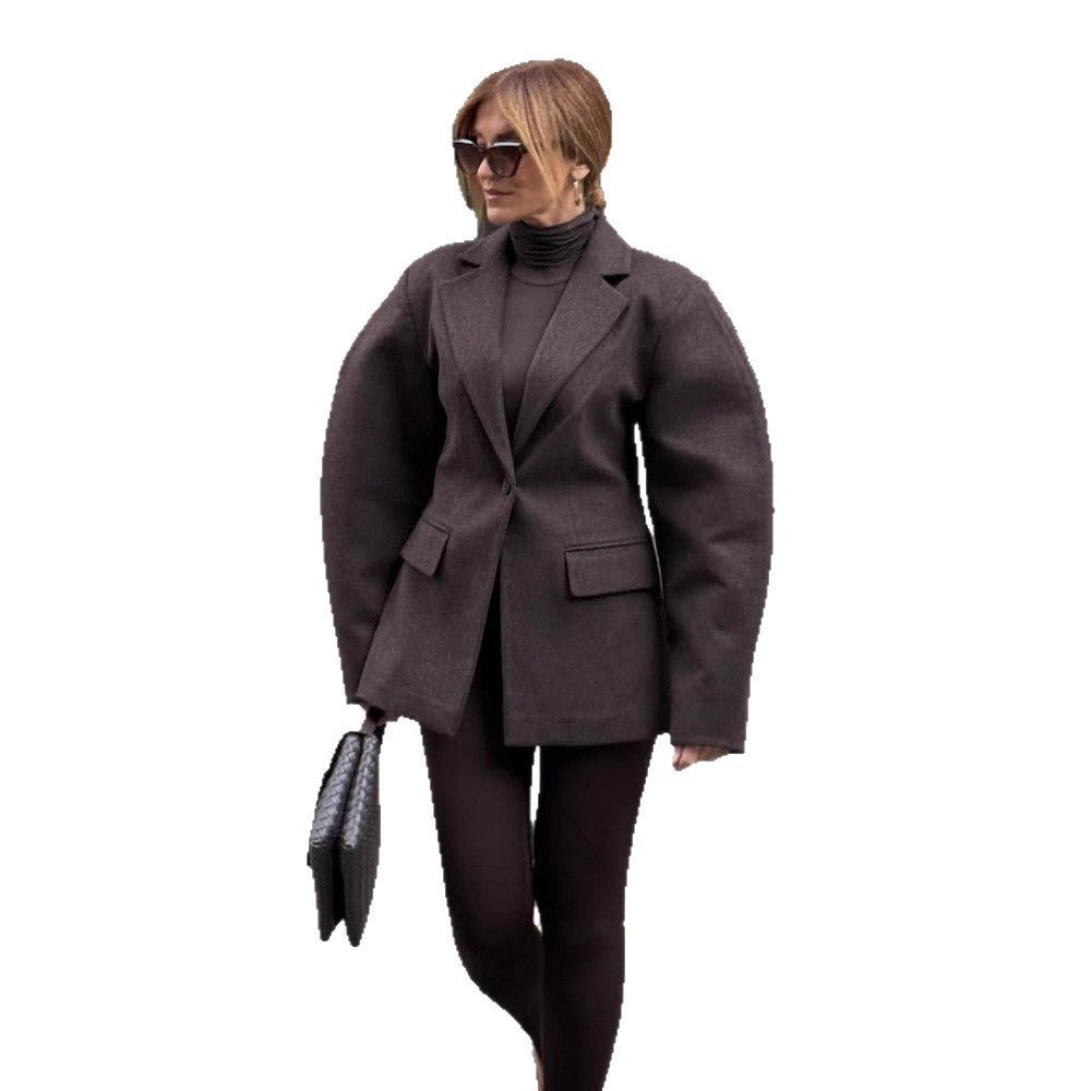 Women's Oversized Structured Blazer with Emphasized Shoulder Area and Voluminous Sleeves Chichicherry - Chichicherry