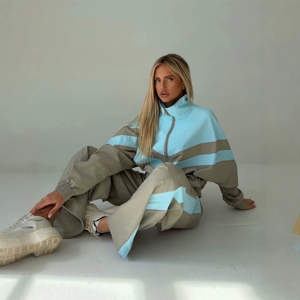 Women's Oversized Tracksuit Set with Stand Collar and Contrast Stripes Chichicherry - Chichicherry