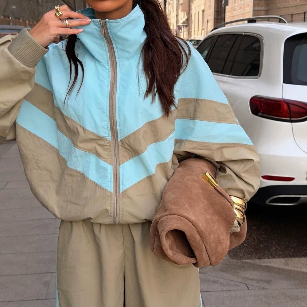 Women's Oversized Tracksuit Set with Stand Collar and Contrast Stripes Chichicherry - Chichicherry