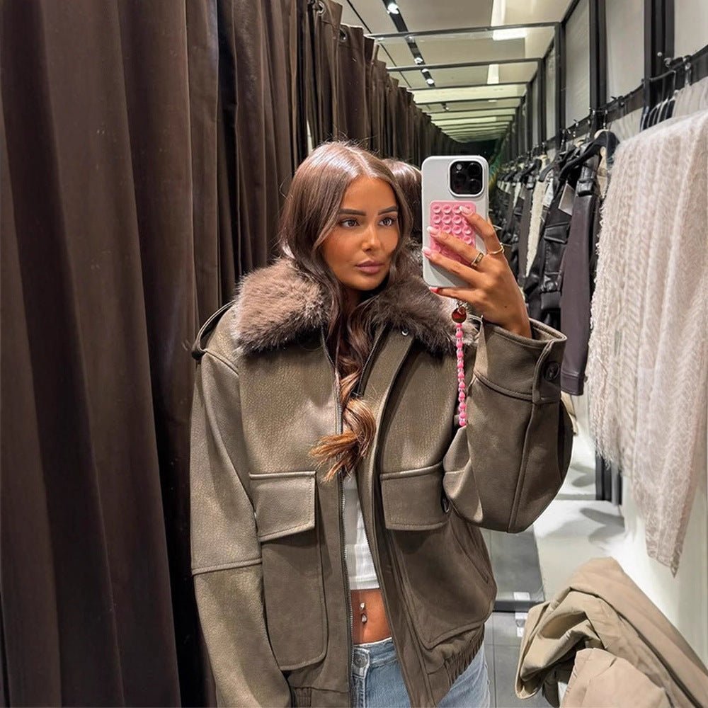 Women's pilot jacket made of suede imitation with removable faux fur collar and patch flap pockets Chichicherry - Chichicherry