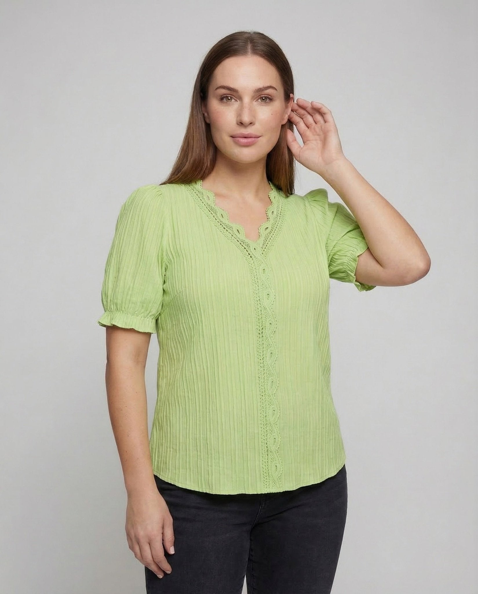 Women's Pleated Blouse Lace Short Sleeve - Chichicherry