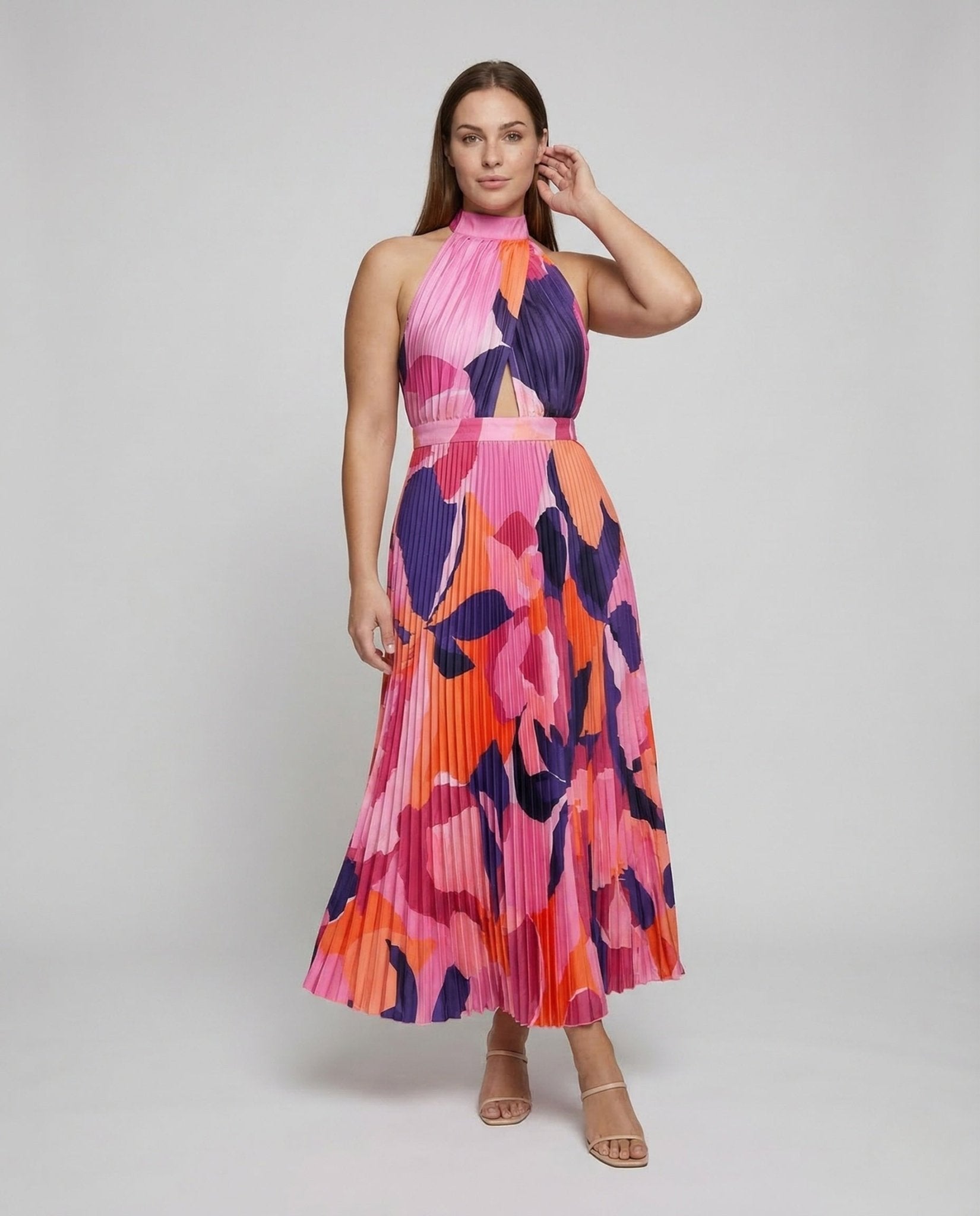Women's Pleated Maxi Dress Stand Collar - Chichicherry