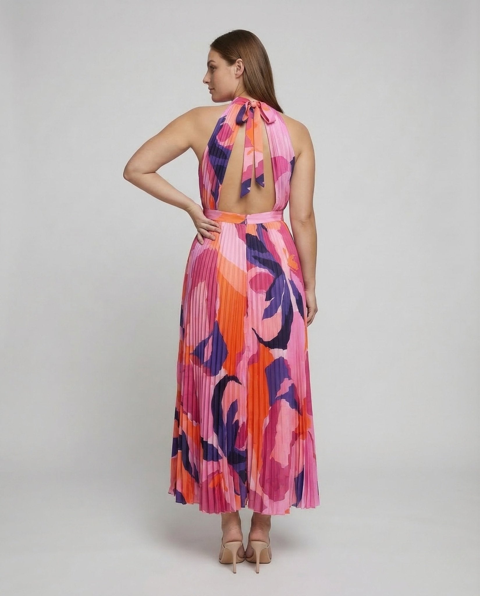 Women's Pleated Maxi Dress Stand Collar - Chichicherry