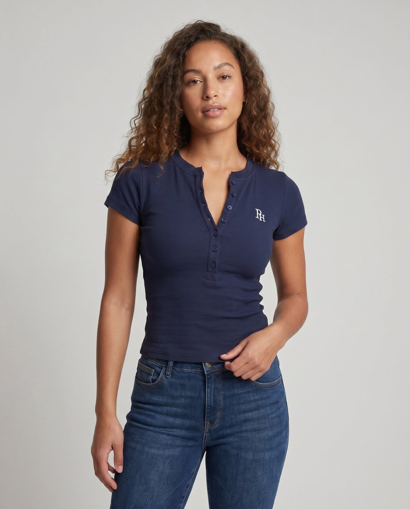 Women's polo shirt with buttonless front and fitted cut - Chichicherry