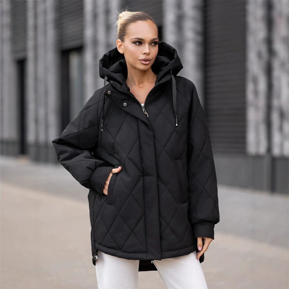 Women's quilted parka in diamond quilting pattern with hood and extended back Chichicherry - Chichicherry