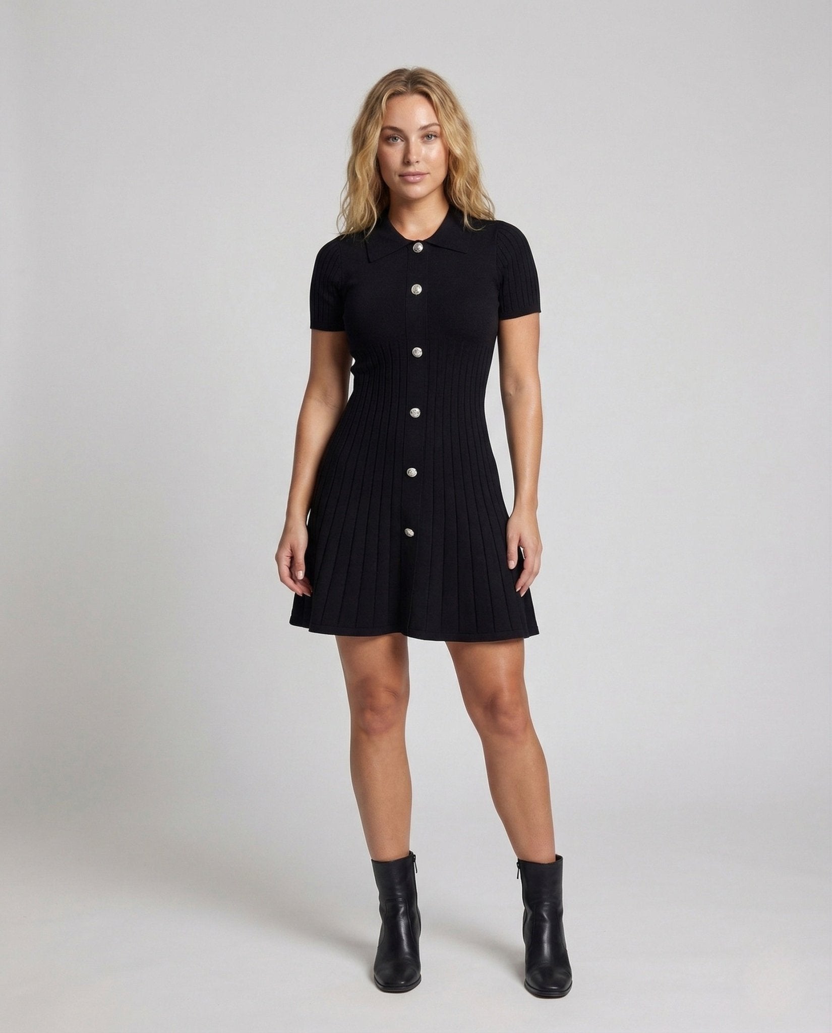 Women's ribbed knit dress with polo collar and button placket - Chichicherry