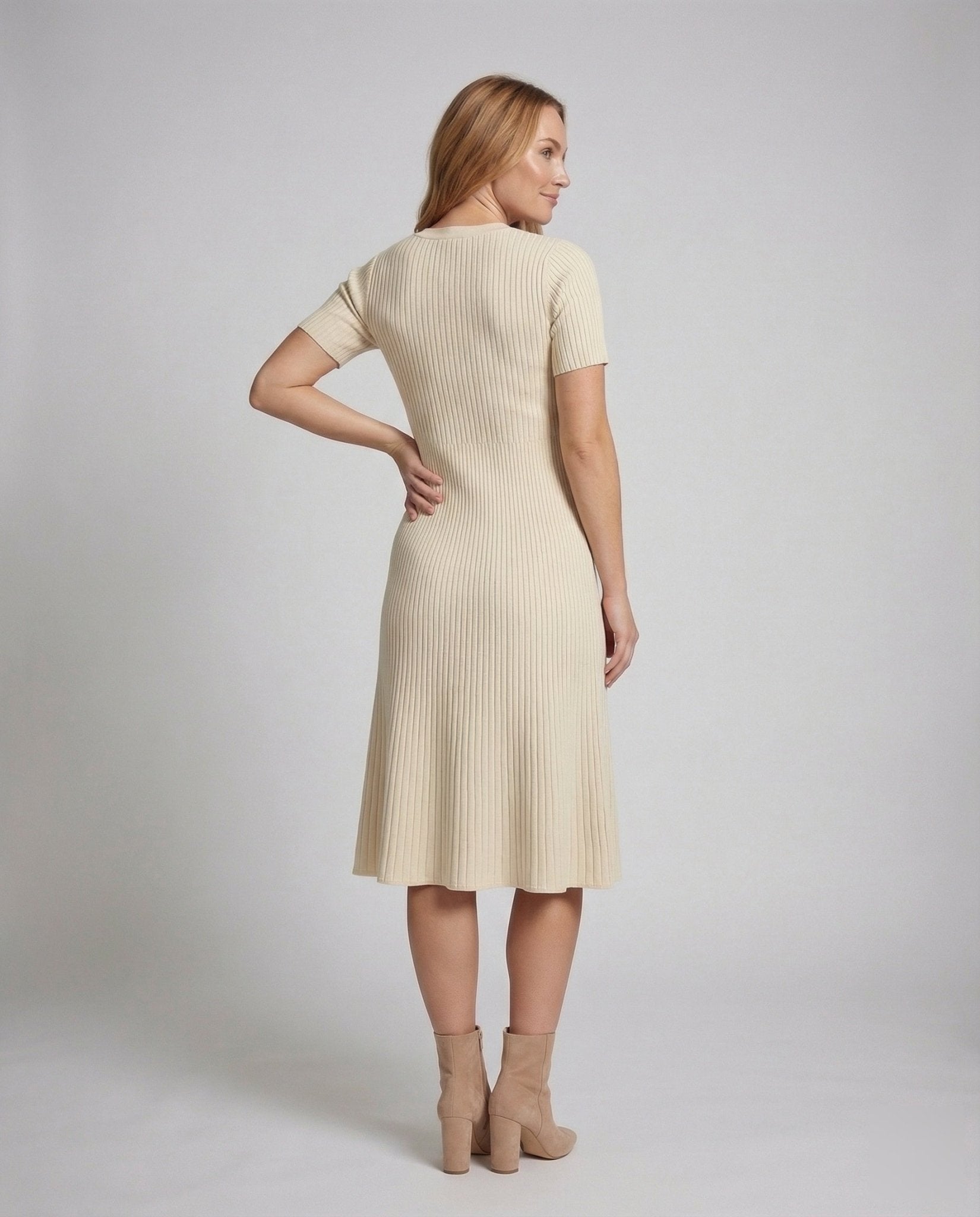 Women's ribbed knit midi dress with V-neck - Chichicherry