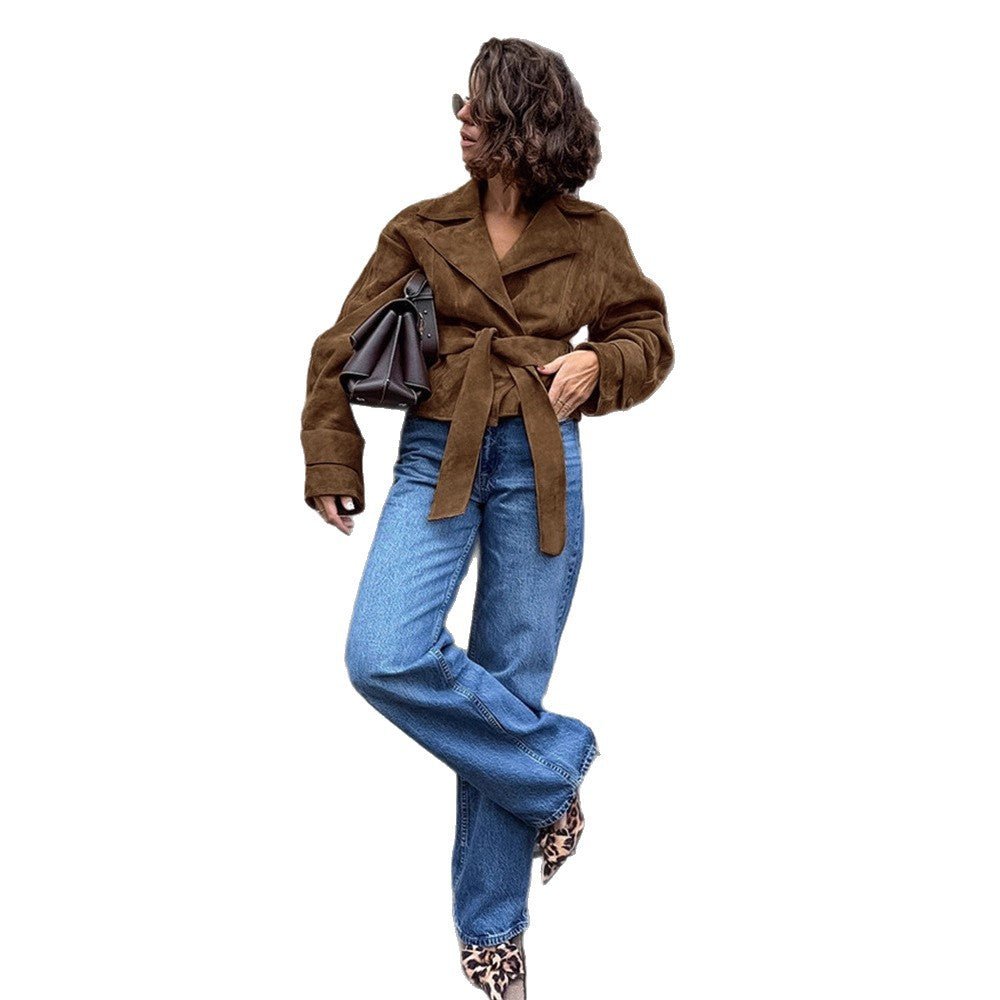 Women's short blazer in suede look with tie belt and boxy silhouette Chichicherry - Chichicherry
