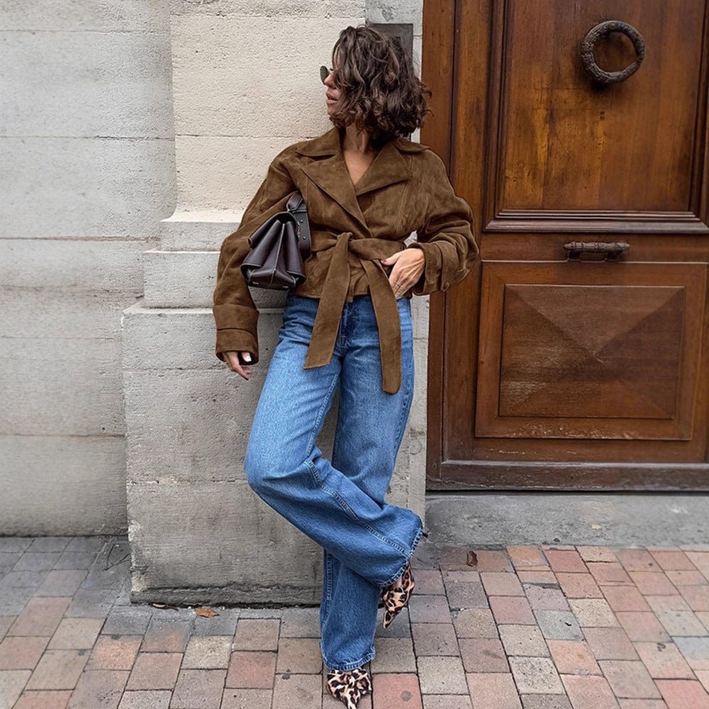 Women's short blazer in suede look with tie belt and boxy silhouette Chichicherry - Chichicherry