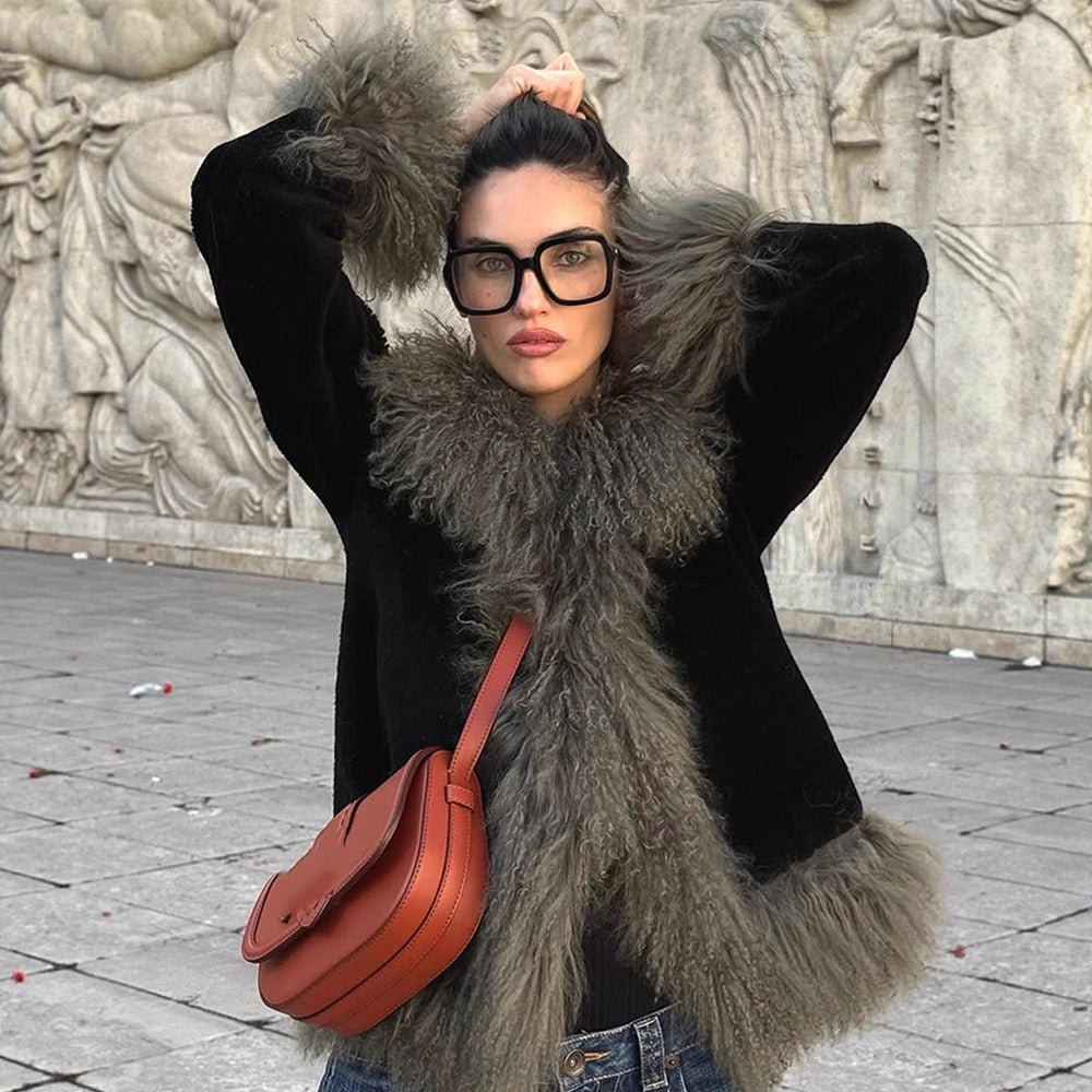 Women's short coat made of artificial fur with voluminous curl trim Chichicherry - Chichicherry