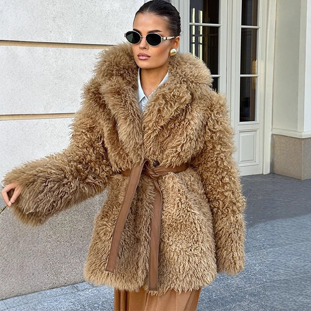 Women’s short coat made of voluminous bouclé faux fur with wrap and waist belt Chichicherry - Chichicherry