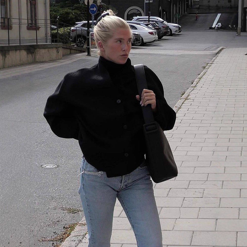 Women's short coat made of wool blend with boxy silhouette and distinctive button placket Chichicherry - Chichicherry